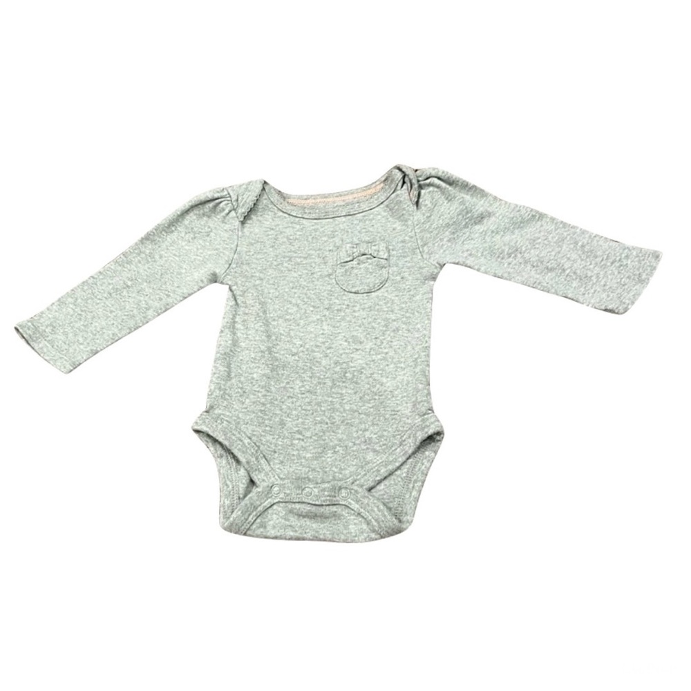 Gray Cloud Island Long-sleeve Onesie with a Bow on the Pocket